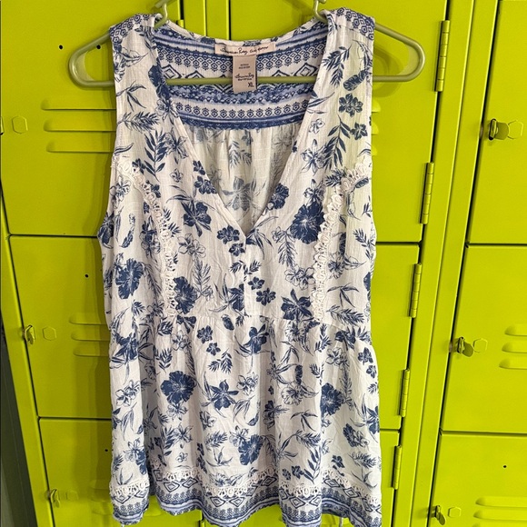 American Rag Tops - American Rag Blue & White Floral V-Neck Tank